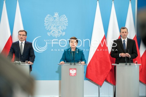  19.09.2017 WARSZAWA<br />KONFERENCJA PREMIER I MINISTRA SPRAWIEDLIWOSCI<br />N/Z ZBIGNIEW ZIOBRO BEATA SZYDLO MIKOLAJ WILD<br /> 