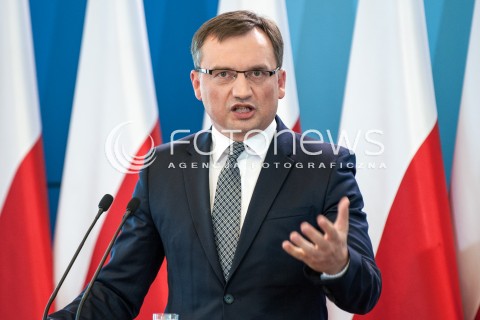  19.09.2017 WARSZAWA<br />KONFERENCJA PREMIER I MINISTRA SPRAWIEDLIWOSCI<br />N/Z ZBIGNIEW ZIOBRO<br /> 