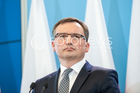  19.09.2017 WARSZAWA<br />KONFERENCJA PREMIER I MINISTRA SPRAWIEDLIWOSCI<br />N/Z ZBIGNIEW ZIOBRO<br /> 