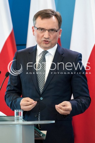  19.09.2017 WARSZAWA<br />KONFERENCJA PREMIER I MINISTRA SPRAWIEDLIWOSCI<br />N/Z ZBIGNIEW ZIOBRO<br /> 