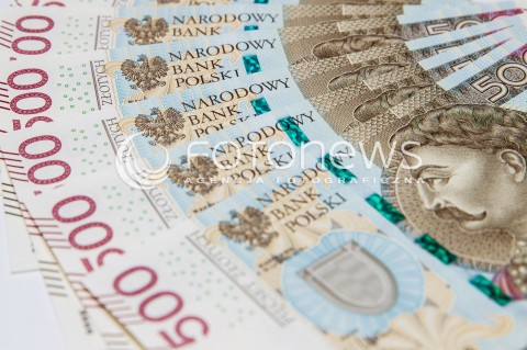  20.09.2017 RZESZOW<br />NOWE BANKNOTY 500 ZLOTOWE<br />N/Z BANKNOTY PIENIADZE 500ZL<br /> 