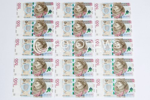  20.09.2017 RZESZOW<br />NOWE BANKNOTY 500 ZLOTOWE<br />N/Z BANKNOTY PIENIADZE 500ZL<br /> 