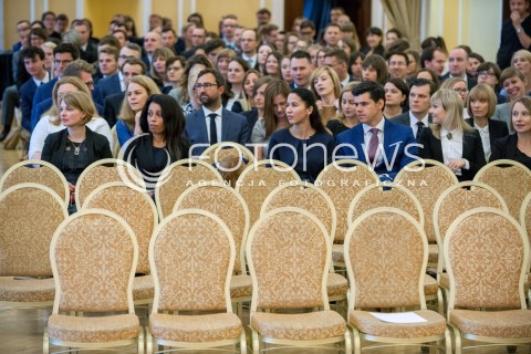  21.09.2017 WARSZAWA<br />UROCZYSTE MIANOWANIE ASESOROW SADOWYCH<br />N/Z UCZESTNICY WYDARZENIA KRZESLA<br /> 