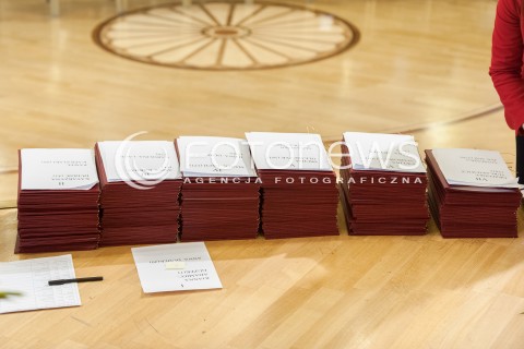  21.09.2017 WARSZAWA<br />UROCZYSTE MIANOWANIE ASESOROW SADOWYCH<br />N/Z AKTY MIANOWANIA<br /> 