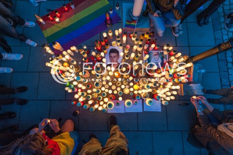  23.09.2017 WARSZAWA<br />ZNICZ DLA KACPRA PRZECIWKO DYSKRYMINACJI MNIEJSZOSCI<br />N/Z ZNICZE<br /> 