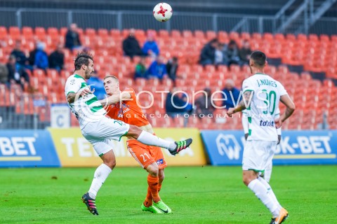  23.09.2017 NIECIECZA <br />PILKA NOZNA - EKSTRAKLASA SEZON 2017/2018<br />MECZ BRUK-BET TERMALICA NIECIECZA - LECHIA GDANSK<br />N/Z VLADISLAVS GUTKOVSKIS BLAZEJ AUGUSTYN<br /> 