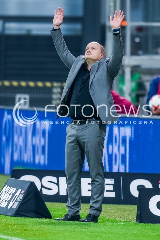  23.09.2017 NIECIECZA <br />PILKA NOZNA - EKSTRAKLASA SEZON 2017/2018<br />MECZ BRUK-BET TERMALICA NIECIECZA - LECHIA GDANSK<br />N/Z MACIEJ BARTOSZEK<br /> 