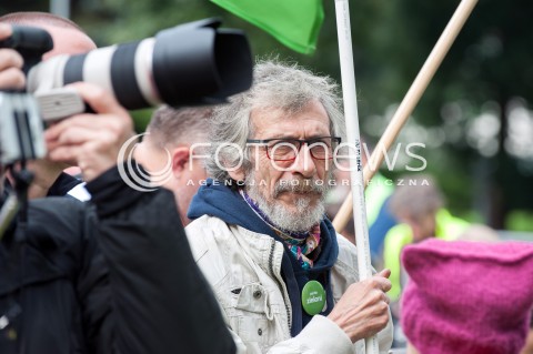  24.09.2017 WARSZAWA<br />DEMONSTRACJA DOSC UPOKARZANIA POLEK<br />N/Z MAREK KOSSAKOWSKI<br /> 