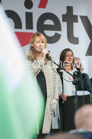  24.09.2017 WARSZAWA<br />DEMONSTRACJA DOSC UPOKARZANIA POLEK<br />N/Z KATARZYNA KWIATKOWSKA<br /> 