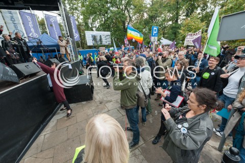  24.09.2017 WARSZAWA<br />DEMONSTRACJA DOSC UPOKARZANIA POLEK<br />N/Z UCZESTNICY WYDARZENIA<br /> 