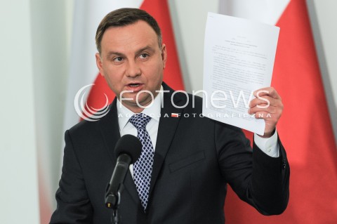  25.09.2017 WARSZAWA <br />OSWIADCZENIE PREZYDENTA W SPRAWIE PROJEKTOW O SADZIE NAJWYZSZYM I KRAJOWEJ RADZIE SADOWNICTWA<br />N/Z PREZYDENT RP ANDRZEJ DUDA<br /> 