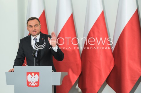  25.09.2017 WARSZAWA <br />OSWIADCZENIE PREZYDENTA W SPRAWIE PROJEKTOW O SADZIE NAJWYZSZYM I KRAJOWEJ RADZIE SADOWNICTWA<br />N/Z PREZYDENT RP ANDRZEJ DUDA<br /> 