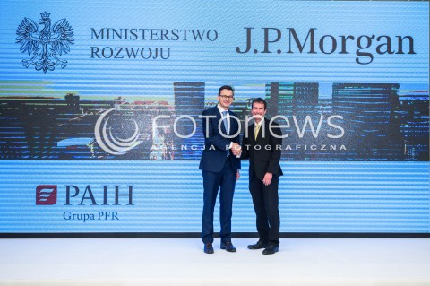  26.09.2017 WARSZAWA<br />KONFERENCJA MINISTRA ROZWOJU I J. P. MORGAN <br />N/Z MINISTER ROZWOJU MATEUSZ MORAWIECKI DYREKTOR ZARZADZAJACY SZEF DZIALU KORPORACYJNEGO J. P. MORGAN STEVE COHEN<br /> 