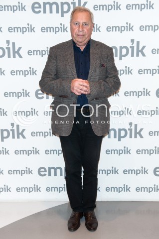  26.09.2017 WARSZAWA EMPIK<br />SPOTKANIE Z JERZYM STUHREM<br />N/Z JERZY STUHR<br /> 