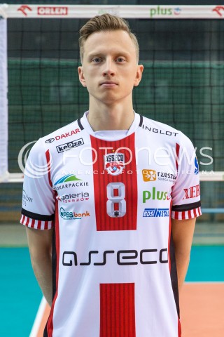  29.09.2017 RZESZOW <br />SESJA ZDJECIOWA SIATKARZY ASSECO RESOVIA<br />SEZON 2017/2018<br />N/Z ELVISS KRASTINS<br /> 