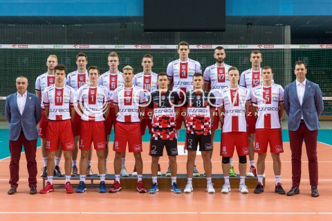  29.09.2017 RZESZOW <br />SESJA ZDJECIOWA SIATKARZY ASSECO RESOVIA<br />SEZON 2017/2018<br />N/Z ROBERTO SERNIOTTI LUCIO ORO JAKUB JAROSZ JOCHEN SCHOPS DOMINIK DEPOWSKI BARTLOMIEJ LEMANSKI MARCIN MOZDZONEK LUKASZ PERLOWSKI ALEKSANDER SLIWKA MICHAL KEDZIERSKI THIBAULT ROSSARD PAWEL RUSEK MATEUSZ MASLOWSKI ELVISS KRASTINS LUKAS TICHACEK <br /> 