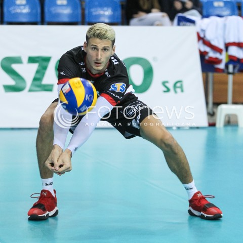  30.09.2017 RZESZOW<br />SIATKOWKA PLUSLIGA 2017/2018 MEN VOLLEYBALL POLAND POLISH PLUS LIGA LEAGUE SEASON 2017/2018<br />MECZ ASSECO RESOVIA RZESZOW - DAFI SPOLEM KIELCE <br />N/Z THIBAULT ROSSARD SYLWETKA <br /> 