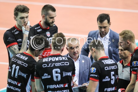  30.09.2017 RZESZOW<br />SIATKOWKA PLUSLIGA 2017/2018 MEN VOLLEYBALL POLAND POLISH PLUS LIGA LEAGUE SEASON 2017/2018<br />MECZ ASSECO RESOVIA RZESZOW - DAFI SPOLEM KIELCE <br />N/Z ROBERTO SERNIOTTI - I TRENER ( HEAD COACH ) <br /> 