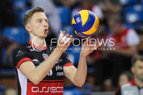  30.09.2017 RZESZOW<br />SIATKOWKA PLUSLIGA 2017/2018 MEN VOLLEYBALL POLAND POLISH PLUS LIGA LEAGUE SEASON 2017/2018<br />MECZ ASSECO RESOVIA RZESZOW - DAFI SPOLEM KIELCE <br />N/Z ELVISS KRASTINS SYLWETKA <br /> 