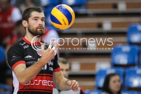  30.09.2017 RZESZOW<br />SIATKOWKA PLUSLIGA 2017/2018 MEN VOLLEYBALL POLAND POLISH PLUS LIGA LEAGUE SEASON 2017/2018<br />MECZ ASSECO RESOVIA RZESZOW - DAFI SPOLEM KIELCE <br />N/Z DAWID DRYJA SYLWETKA <br /> 