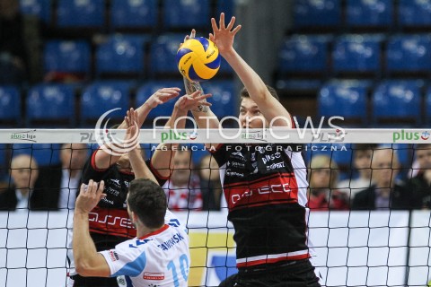  30.09.2017 RZESZOW<br />SIATKOWKA PLUSLIGA 2017/2018 MEN VOLLEYBALL POLAND POLISH PLUS LIGA LEAGUE SEASON 2017/2018<br />MECZ ASSECO RESOVIA RZESZOW - DAFI SPOLEM KIELCE <br />N/Z BARTLOMIEJ LEMANSKI BLOK <br /> 