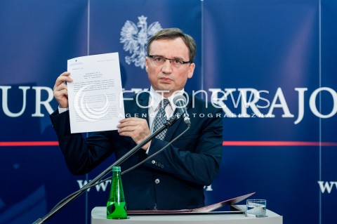  04.10.2017 WARSZAWA<br />KONFERENCJA PRASOWA PROKURATORA GENERALNEGO<br />N/Z PROKURATOR GENERALNY ZBIGNIEW ZIOBRO<br /> 