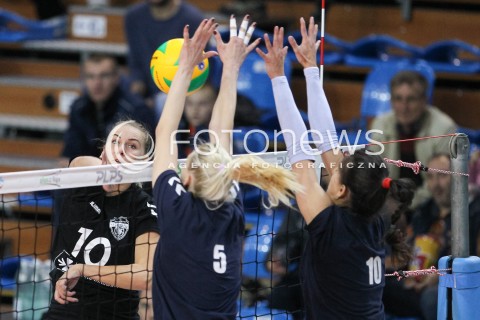  06.10.2017 RZESZOW <br />SIATKOWKA KOBIET SEZON 2017/2018 <br />V MIEDZYNARODOWY TURNIEJ O PUCHAR FIRMY DEVELOPRES<br />MECZ DEVELOPRES SKYRES RZESZOW - POLSKI CUKIER MUSZYNIANKA MUSZYNA<br />N/Z ADELA HELIC<br /> 