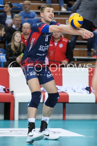  07.10.2017 RZESZOW<br />SIATKOWKA PLUSLIGA 2017/2018 MEN VOLLEYBALL POLAND POLISH PLUS LIGA LEAGUE SEASON 2017/2018<br />MECZ ASSECO RESOVIA RZESZOW - ZAKSA KEDZIERZYN KOZLE <br />N/Z MATEUSZ BIENIEK SYLWETKA <br /> 