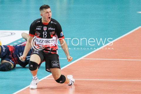  07.10.2017 RZESZOW<br />SIATKOWKA PLUSLIGA 2017/2018 MEN VOLLEYBALL POLAND POLISH PLUS LIGA LEAGUE SEASON 2017/2018<br />MECZ ASSECO RESOVIA RZESZOW - ZAKSA KEDZIERZYN KOZLE <br />N/Z MATEUSZ MASLOWSKI RADOSC EMOCJE SYLWETKA <br /> 
