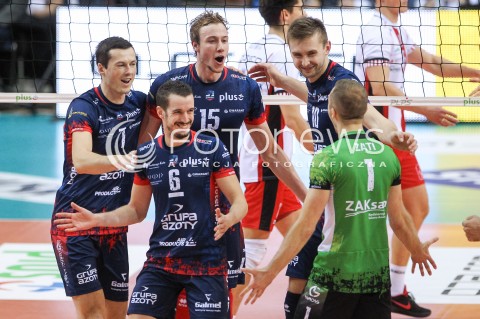  07.10.2017 RZESZOW<br />SIATKOWKA PLUSLIGA 2017/2018 MEN VOLLEYBALL POLAND POLISH PLUS LIGA LEAGUE SEASON 2017/2018<br />MECZ ASSECO RESOVIA RZESZOW - ZAKSA KEDZIERZYN KOZLE <br />N/Z SAM DEROO BENJAMIN TONIUTTI RAFAL BUSZEK MATEUSZ BIENIEK RADOSC EMOCJE <br /> 