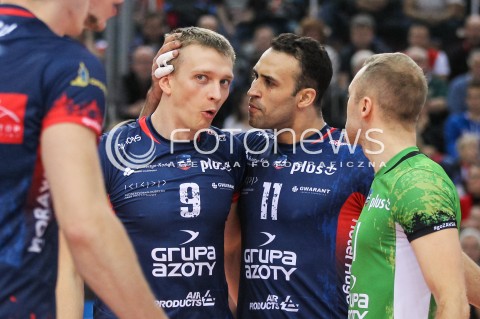  07.10.2017 RZESZOW<br />SIATKOWKA PLUSLIGA 2017/2018 MEN VOLLEYBALL POLAND POLISH PLUS LIGA LEAGUE SEASON 2017/2018<br />MECZ ASSECO RESOVIA RZESZOW - ZAKSA KEDZIERZYN KOZLE <br />N/Z LUKASZ WISNIEWSKI MAURICE TORRES RADOSC EMOCJE <br /> 