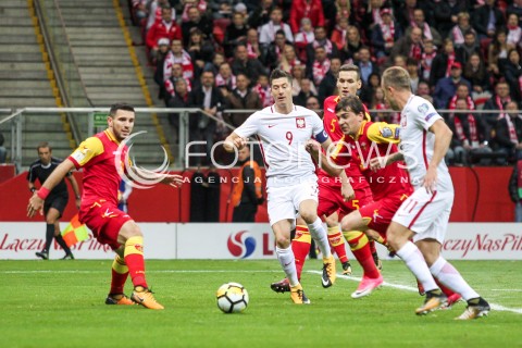  08.10.2017 WARSZAWA STADION NARODOWY <br />PILKA NOZNA REPREZENTACJA KWALIFIKACJE DO MISTRZOSTW SWIATA ROSJA 2018<br />Football European Qualifiers Fifa World Cup Russia 2018<br />MECZ POLSKA - CZARNOGORA ( Poland - Montenegro )<br />N/Z ROBERT LEWANDOWSKI <br /> 