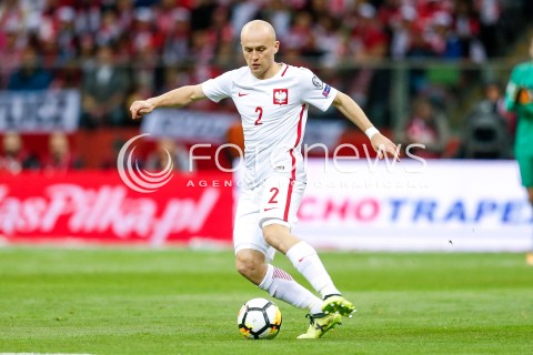  08.10.2017 WARSZAWA STADION NARODOWY <br />PILKA NOZNA REPREZENTACJA KWALIFIKACJE DO MISTRZOSTW SWIATA ROSJA 2018<br />Football European Qualifiers Fifa World Cup Russia 2018<br />MECZ POLSKA - CZARNOGORA ( Poland - Montenegro )<br />N/Z MICHAL PAZDAN SYLWETKA <br /> 