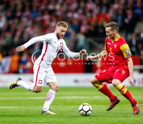  08.10.2017 WARSZAWA STADION NARODOWY <br />PILKA NOZNA REPREZENTACJA KWALIFIKACJE DO MISTRZOSTW SWIATA ROSJA 2018<br />Football European Qualifiers Fifa World Cup Russia 2018<br />MECZ POLSKA - CZARNOGORA ( Poland - Montenegro )<br />N/Z JAKUB BLASZCZYKOWSKI NEMANJA MIJUSKOVIC <br /> 