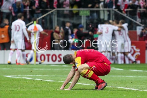  08.10.2017 WARSZAWA STADION NARODOWY <br />
PILKA NOZNA REPREZENTACJA KWALIFIKACJE DO MISTRZOSTW SWIATA ROSJA 2018<br />
Football European Qualifiers Fifa World Cup Russia 2018<br />
MECZ POLSKA - CZARNOGORA ( Poland - Montenegro )<br />
N/Z SMUTEK PORAZKA PRZEGRANA ZAWODNIKOW CZARNOGORY RADOSC BRAMKA GOL<br />
 