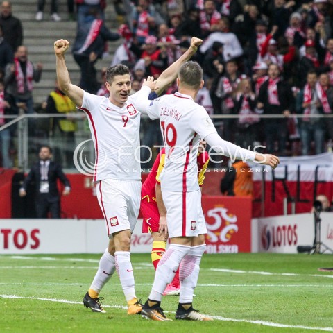  08.10.2017 WARSZAWA STADION NARODOWY <br />
PILKA NOZNA REPREZENTACJA KWALIFIKACJE DO MISTRZOSTW SWIATA ROSJA 2018<br />
Football European Qualifiers Fifa World Cup Russia 2018<br />
MECZ POLSKA - CZARNOGORA ( Poland - Montenegro )<br />
N/Z RADOSC BRAMKA GOL NA 4:2 ROBERT LEWANDOWSKI PIOTR ZIELINSKI <br />
 