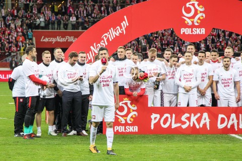  08.10.2017 WARSZAWA STADION NARODOWY <br />
PILKA NOZNA REPREZENTACJA KWALIFIKACJE DO MISTRZOSTW SWIATA ROSJA 2018<br />
Football European Qualifiers Fifa World Cup Russia 2018<br />
MECZ POLSKA - CZARNOGORA ( Poland - Montenegro )<br />
N/Z AWANS WYGRANA ZWYCIESTWO RADOSC EMOCJE ZAWODNICY ROBERT LEWANDOWSKI <br />
 