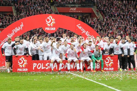  08.10.2017 WARSZAWA STADION NARODOWY <br />
PILKA NOZNA REPREZENTACJA KWALIFIKACJE DO MISTRZOSTW SWIATA ROSJA 2018<br />
Football European Qualifiers Fifa World Cup Russia 2018<br />
MECZ POLSKA - CZARNOGORA ( Poland - Montenegro )<br />
N/Z AWANS WYGRANA ZWYCIESTWO RADOSC EMOCJE ZAWODNICY ZDJECIE GRUPOWE GRUPOWKA ROBERT LEWANDOWSKI WOJCIECH SZCZESNY GRZEGORZ KRYCHOWIAK KAMIL GLIK KAMIL GROSICKI<br />
 
