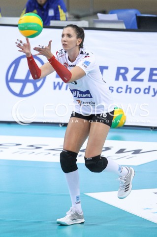  08.10.2017 RZESZOW <br />SIATKOWKA KOBIET SEZON 2017/2018 <br />V MIEDZYNARODOWY TURNIEJ O PUCHAR FIRMY DEVELOPRES<br />MECZ RC CANNES ? DEVELOPRES SKYRES RZESZOW <br />N/Z KLAUDIA KACZOROWSKA SYLWETKA <br /> 