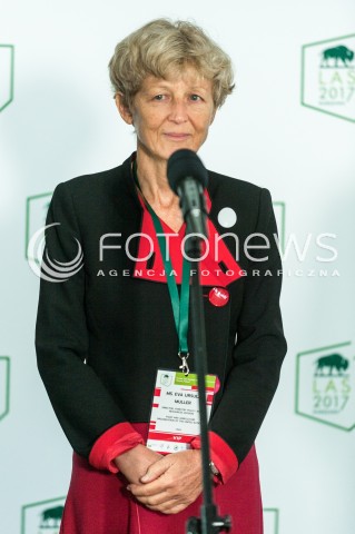  09.10.2017 WARSZAWA<br />KONFERENCJA PRASOWA MINISTRA SRODOWISKA<br />N/Z EVA MULLER DYREKTOR DEPARTAMENTU LESNICTWA ORGANIZACJI NARODOW ZJEDNOCZONYCH DO SPRAW WYZYWIENIA I ROLNICTWA<br /> 