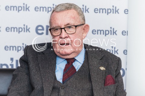  09.10.2017 WARSZAWA<br />PREMIERA KSIAZKI NOWY PRAGMATYZM KONTRA NOWY NACJONALIZM <br />N/Z ANDRZEJ KRZYSZTOF KOZMINSKI<br /> 