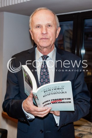  09.10.2017 WARSZAWA<br />PREMIERA KSIAZKI NOWY PRAGMATYZM KONTRA NOWY NACJONALIZM <br />N/Z GRZEGORZ WITOLD KOLODKO<br /> 
