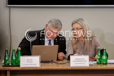 Posiedzenie komisji ds. Amber Gold w Warszawie