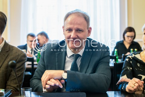  11.10.2017 WARSZAWA SEJM <br />POSIEDZENIE PARLEMENTARNEGO ZESPOLU DS REFORMY WYMIARU SPRAWIEDLIWOSCI<br />N/Z JACEK PROTASIEWICZ<br /> 