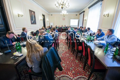  11.10.2017 WARSZAWA SEJM <br />POSIEDZENIE PARLEMENTARNEGO ZESPOLU DS REFORMY WYMIARU SPRAWIEDLIWOSCI<br />N/Z ZESPOL DS REFORMY WYMIARU SPRAWIEDLIWOSCI<br /> 