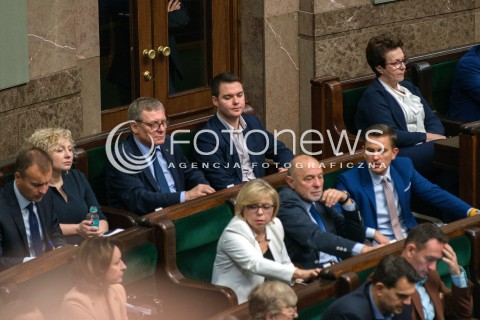  11.10.2017 WARSZAWA SEJM<br />POSIEDZENIE SEJMU<br />N/Z LUKASZ RZEPECKI PRZESADZONY DO LAW PLATFORMY OBYWATELSKIEJ<br /> 