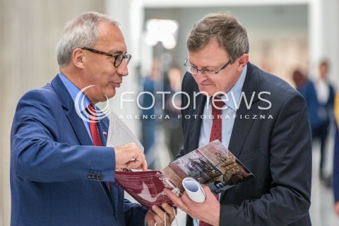  11.10.2017 WARSZAWA SEJM<br />POSIEDZENIE SEJMU<br />N/Z TADEUSZ CYMANSKI KAZIMIERZ SMOLINSKI<br /> 