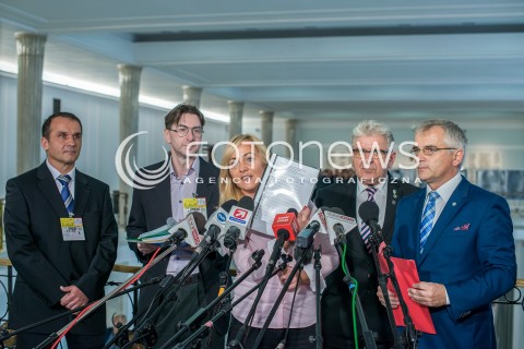  11.10.2017 WARSZAWA SEJM<br />POSIEDZENIE SEJMU<br />N/Z GRUPA INICJATYWNA DS KOMISJI FRANKOWICZOW<br /> 