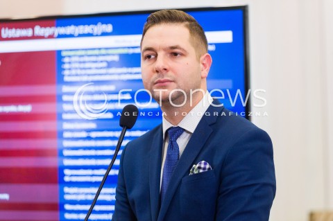  11.10.2017 WARSZAWA<br />KONFERENCJA PRASOWA PATRYKA JAKIEGO W SPRAWIE USTAWY REPRYWATYZACYJNEJ<br />N/Z WICEMINISTER SPRAWIEDLIWOSCI PATRYK JAKI<br /> 