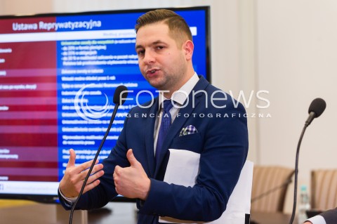  11.10.2017 WARSZAWA<br />KONFERENCJA PRASOWA PATRYKA JAKIEGO W SPRAWIE USTAWY REPRYWATYZACYJNEJ<br />N/Z WICEMINISTER SPRAWIEDLIWOSCI PATRYK JAKI<br /> 
